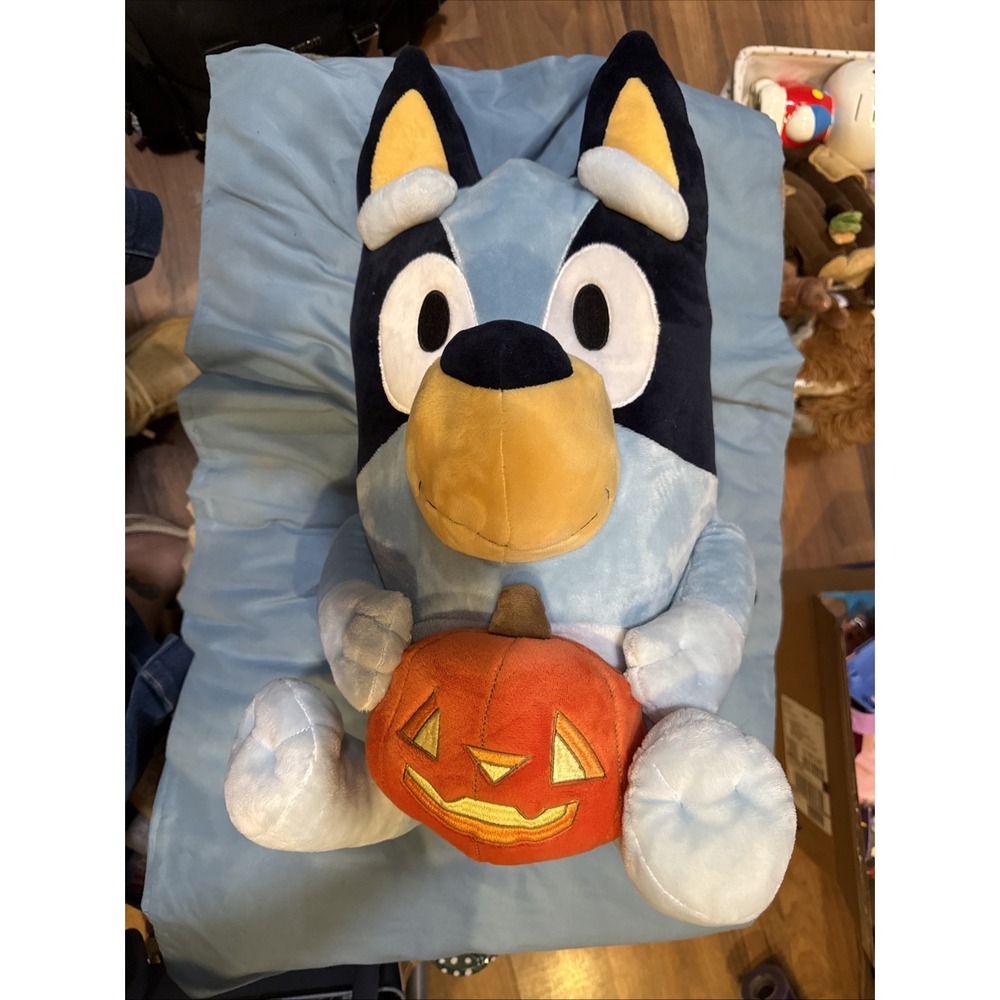 Official Bluey Jumbo Halloween Plush 18" holding pumpkin Pre Owned - Picture 1 of 6